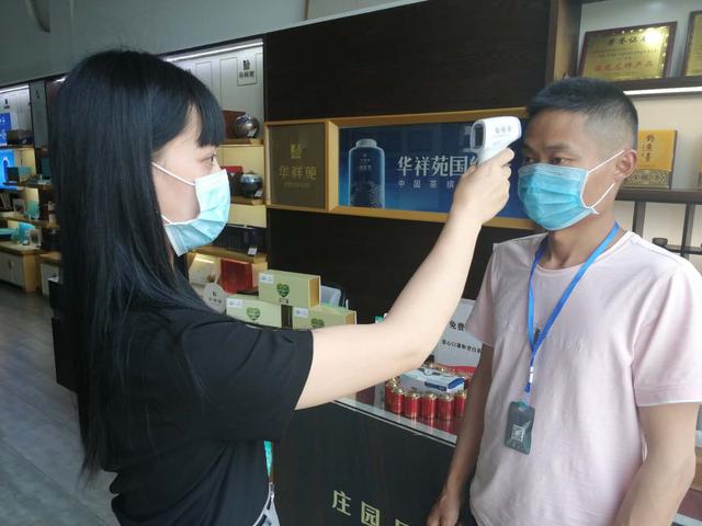 ����Է��ҵ�׽��ն���ȤζäƷ��ս��������վ��ʢ����