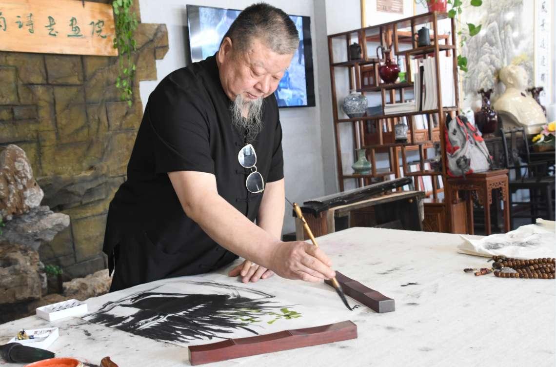 鱼水情·迎国庆—「朱海军书画作品展」在巩义偃月古城开展