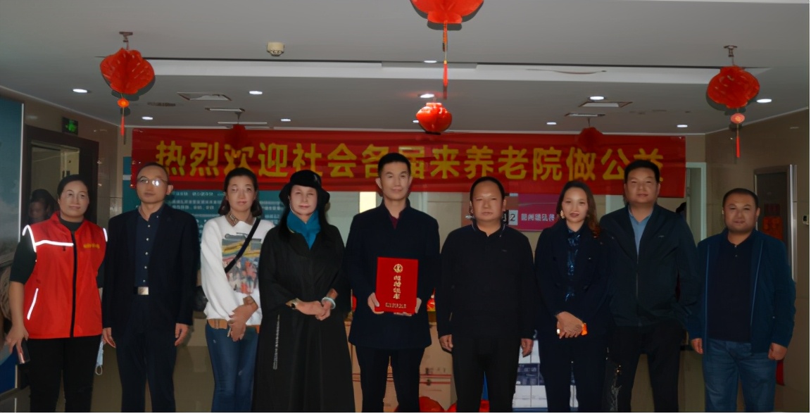 �ž������ڣ�ŨŨ������