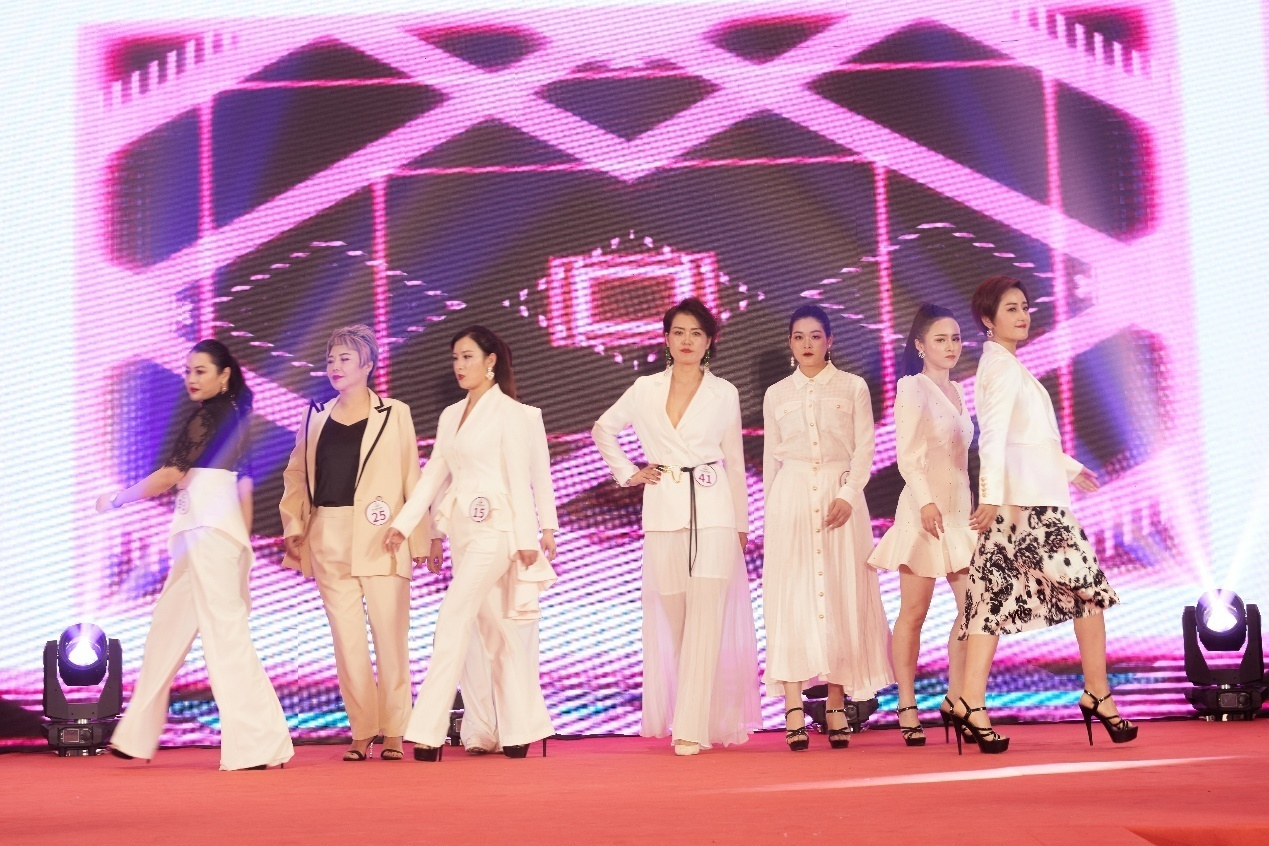 2020����������������й����ܾ�����2021ȫ�򷢲���ٰ�