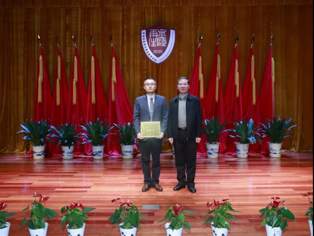 �����ѪҺ������ҽѧѧ���һ�λ�Ա����߳����������Ժ�ٿ�