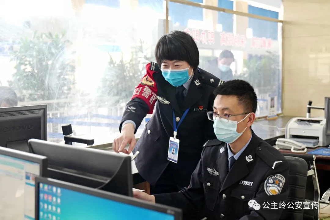 ��ǽ�������������ţ���������� ��������ά������