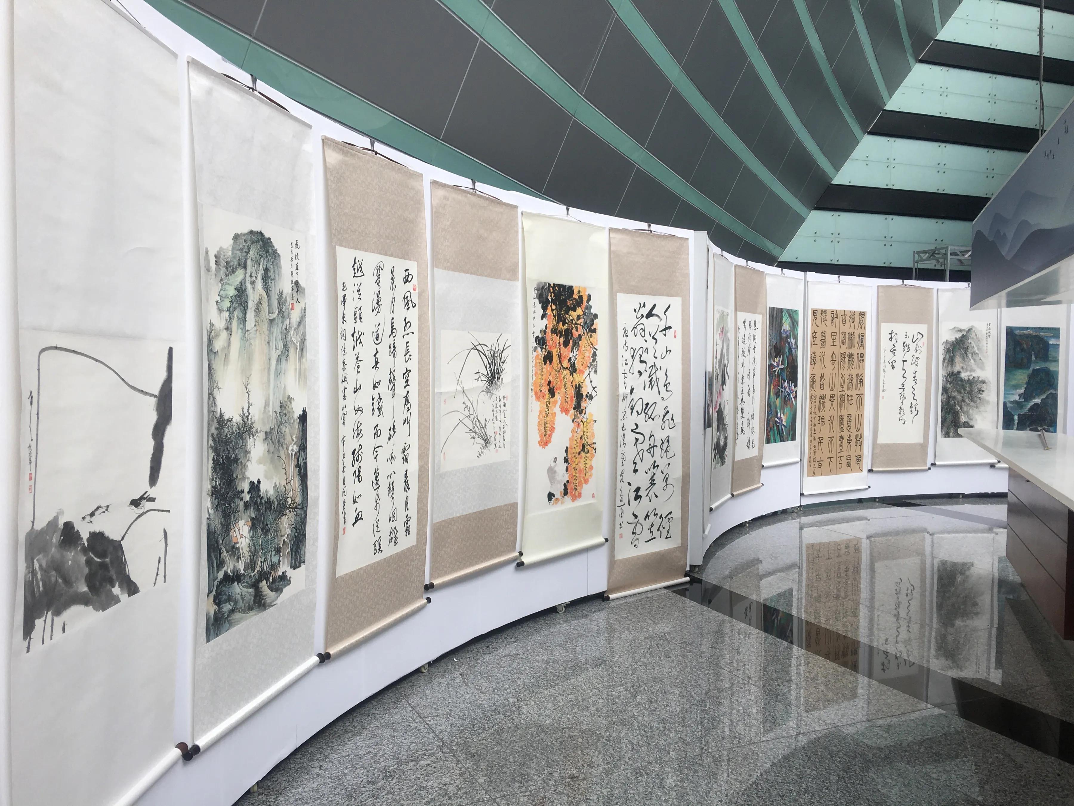 ��������ġ��ش�����չ��һ��һ·ȫ��Ѳչ��13վʢ��Ļ