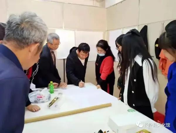 ũ񻭼Э᳤Ϊũѵࡱֳѧ