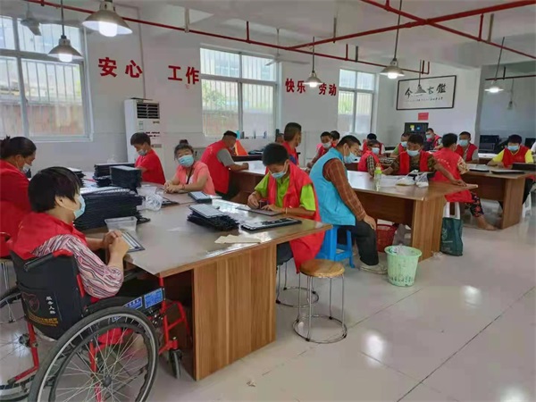 ���βм���������ء�����ǽ���������Ӯ����������ս