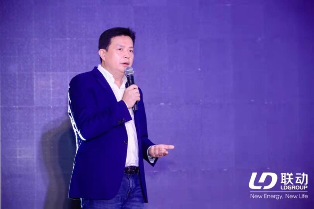 联动天翼领先快充电池创新高科技产品新闻发布会