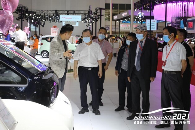 2021第二届京津冀(唐山)国际汽车展在唐山南湖国际会展中心开幕