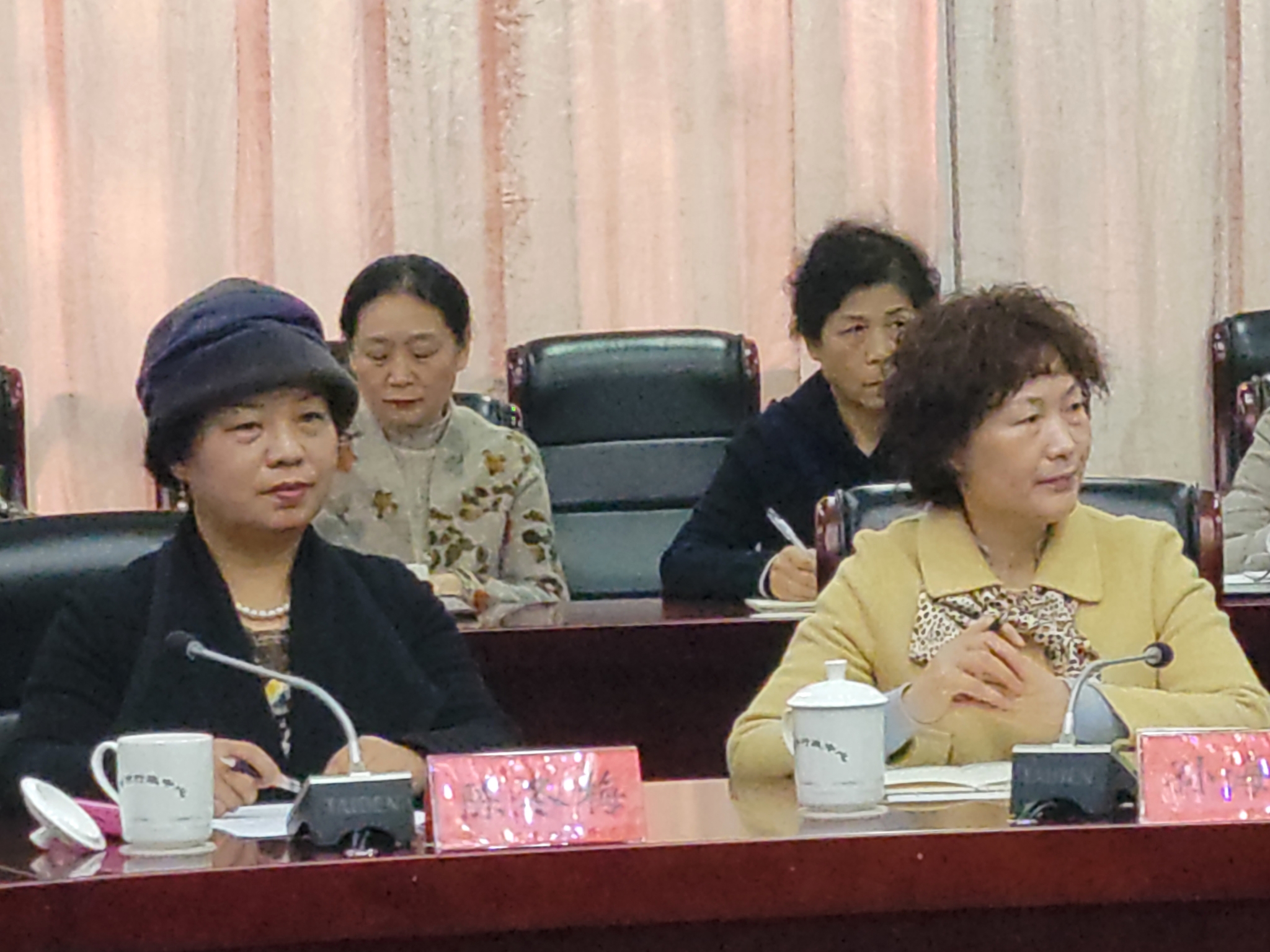 �ﺣ�ࡢ�¶�÷��Ʒ���ֻ��ڻ�����