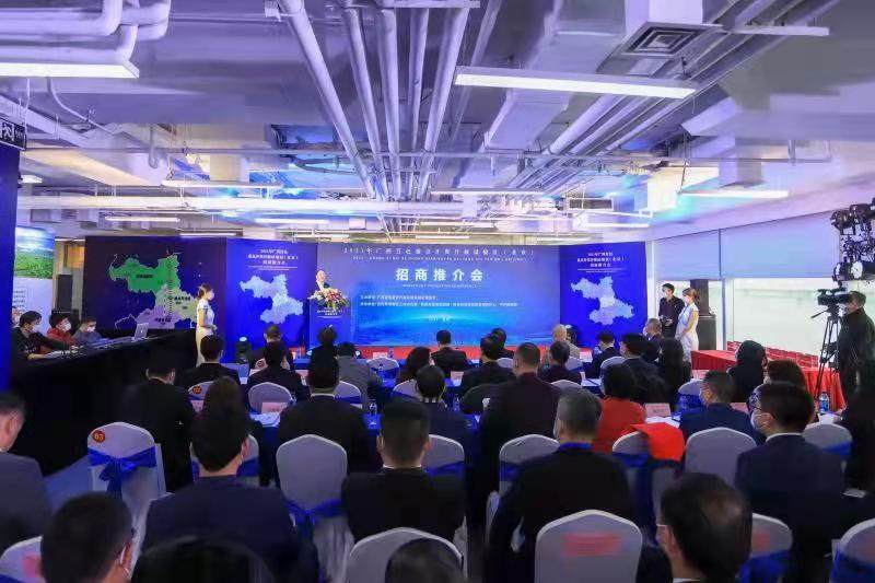 ������ɫ�ص㿪�����������������ƽ���ڱ�������