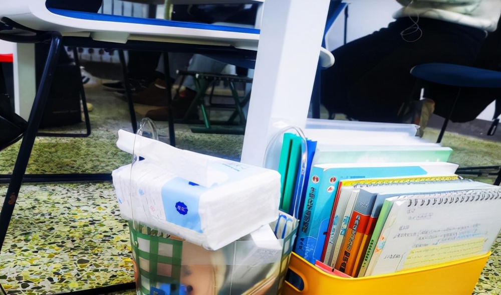 ɽ��ʦ����ѧ�п�����ʱ���ǹⲻ�������С�;����