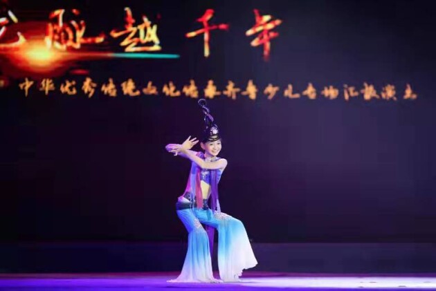 �������С�ɲ�¶�� ����ӭ����