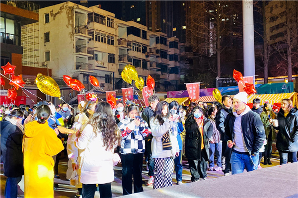 ������������������ ����Ʒ����̬��