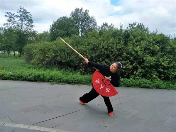 �й�ƽ�͹�Ů�����������ƣ�����ĸ���ơ�