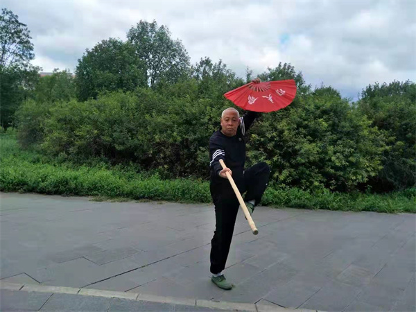 �й�ƽ�͹�Ů�����������ƣ�����ĸ���ơ�