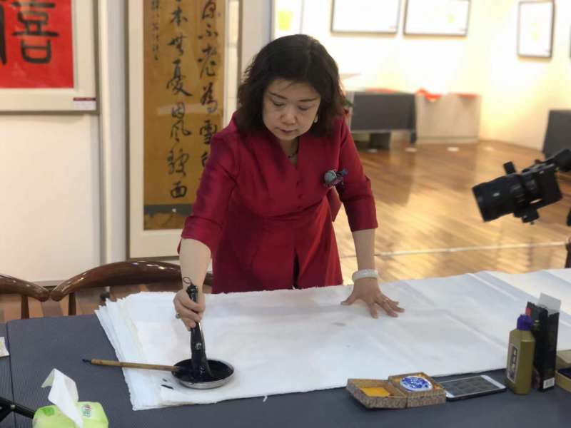 ��ӱ�鷨����չ���ൺ��ͼ��ݾ���