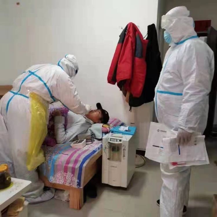 ������ʹ�������Ĺ��ĺ���ů�͵�Ⱥ�ں�ר�ҵļ���