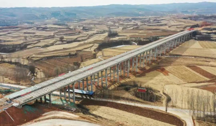 �������أ����ǿ��ΪҪս�� ����������������