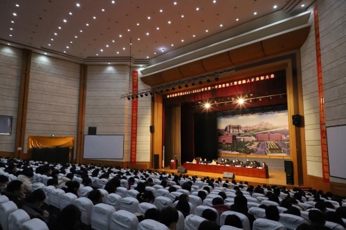 8����������300%���ൺ����ѧԺ�˲ż���������ʵЧ