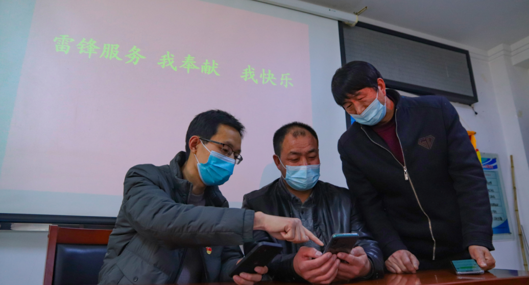 ѧ�׷����׷棬�Ĵ������ж���ů������ɽ