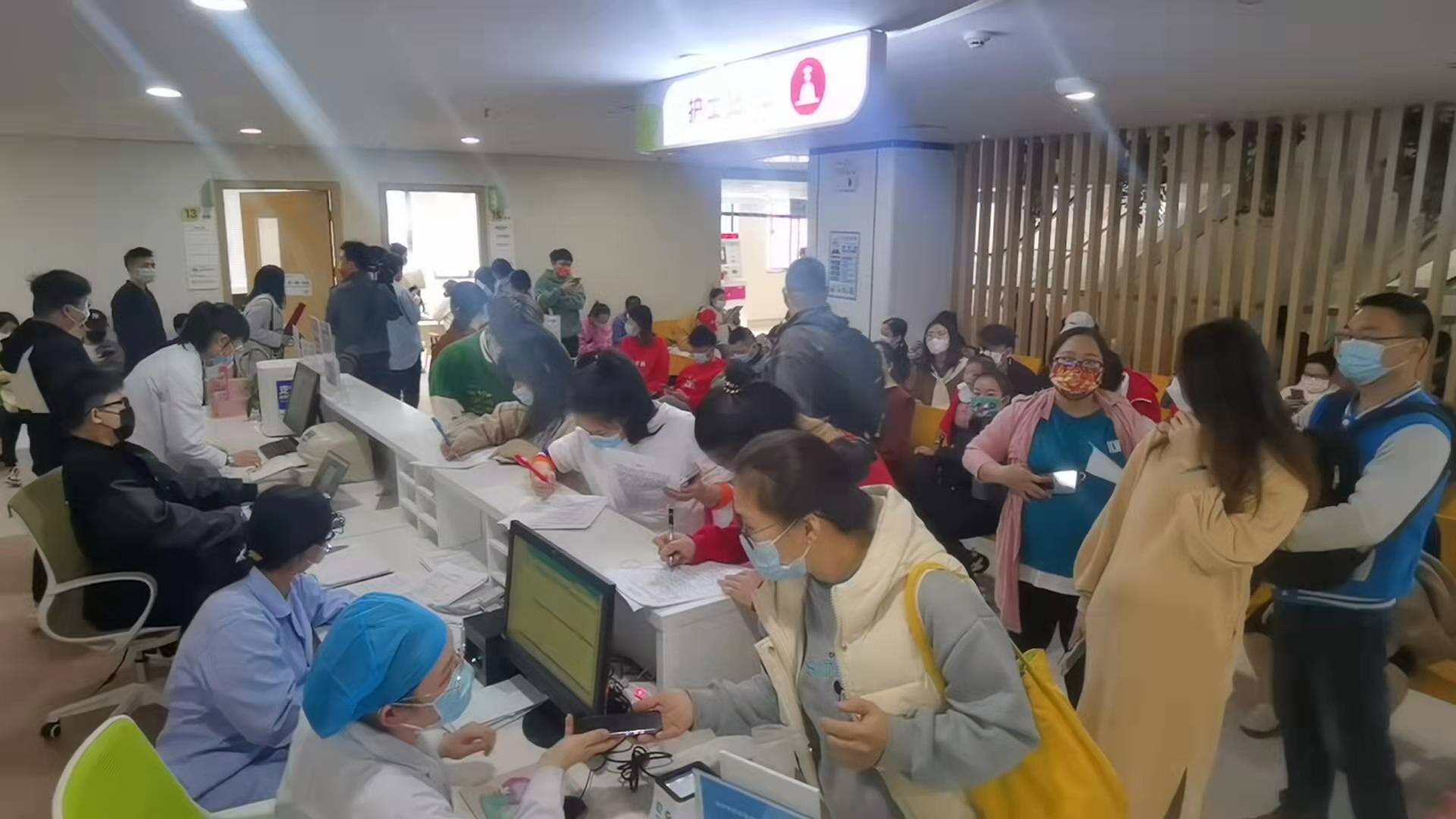 2022�ꡰ���ˡ����ʸ�Ů�ڽ�����������»��ʽ����