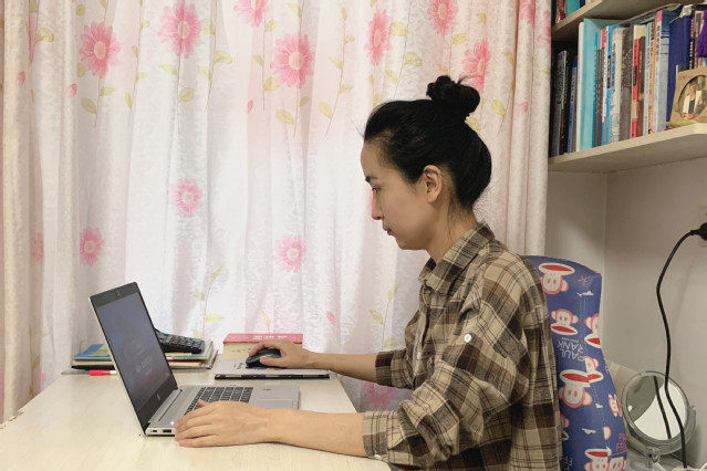 �ൺ�Ƶ����ְҵ����ѧԺ����������������ů�˴�