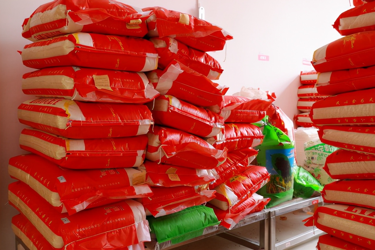 �ൺ�Ƶ����ְҵ����ѧԺ����������������ů�˴�