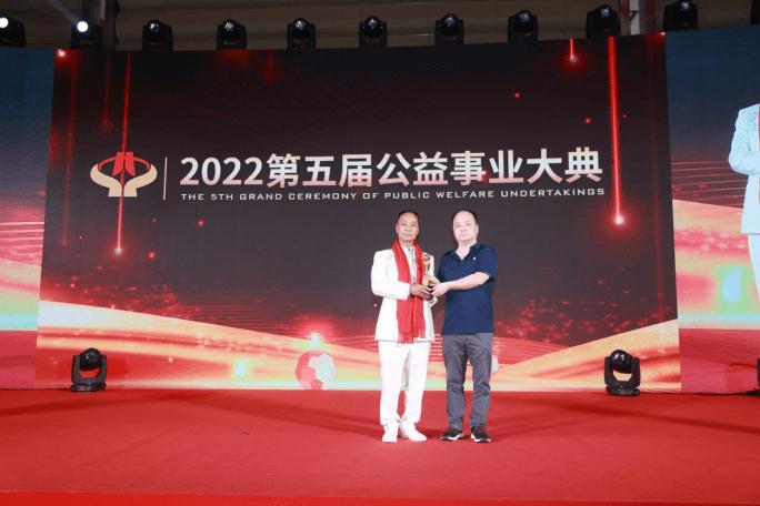 ������ѧ��ʦ��С�ġ���������ϯ���������й�������ҵ���