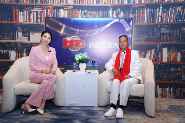 ������ѧ��ʦ��С�ġ���������ϯ���������й�������ҵ���