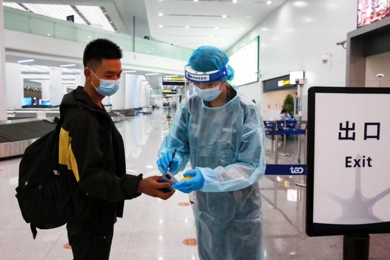 �ൺ����������ͣ����ʼ���������ڿո�ӭ�Ӵ���