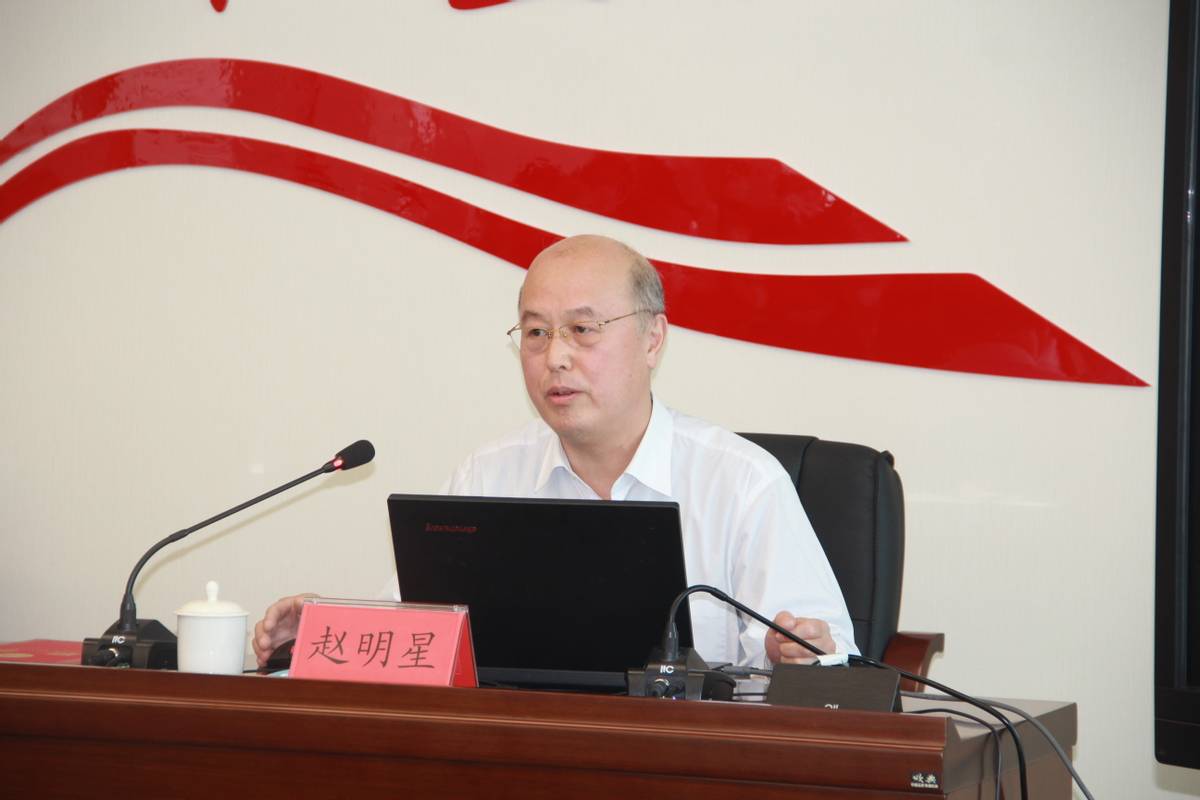 ר������������������չ�ൺ������Ƹ����λ��ҵ��չ����