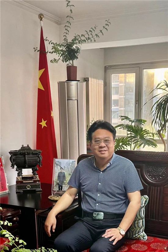 遗恨春江不向东----中国通俗文艺研究会会长 楚水
