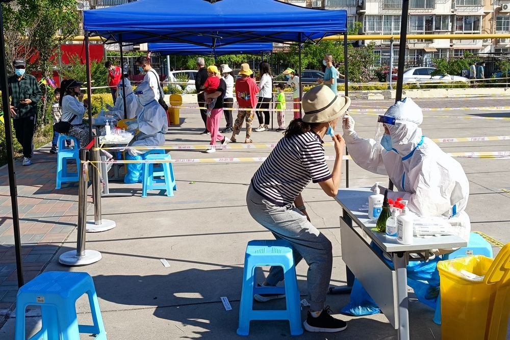 全力以赴 同心抗疫