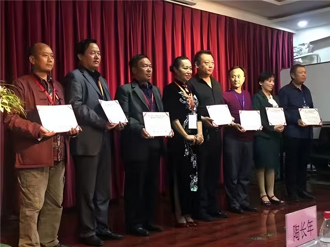 ̩УҽҩоԺһϮսӣ̸