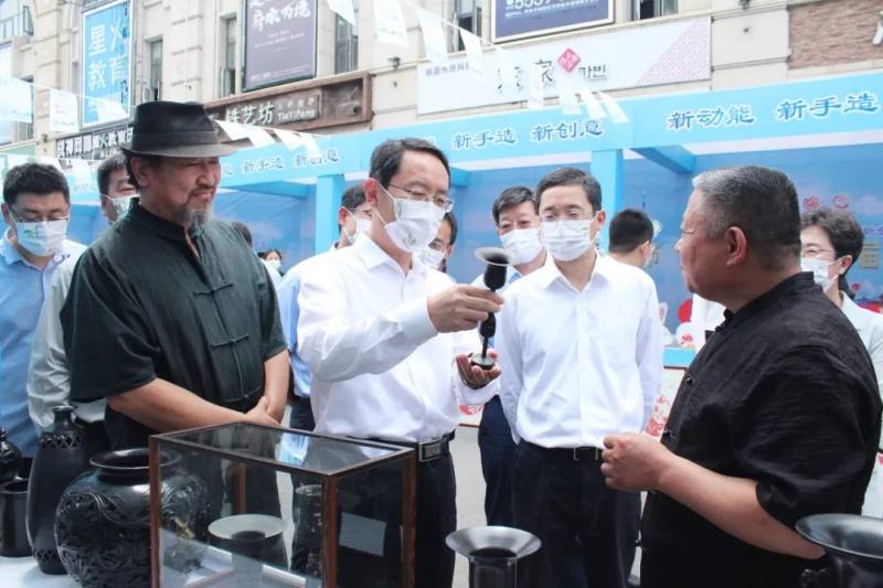 �ൺ�׽�����ڿ�Ļ ���ݵ��Ǻ��ջ��