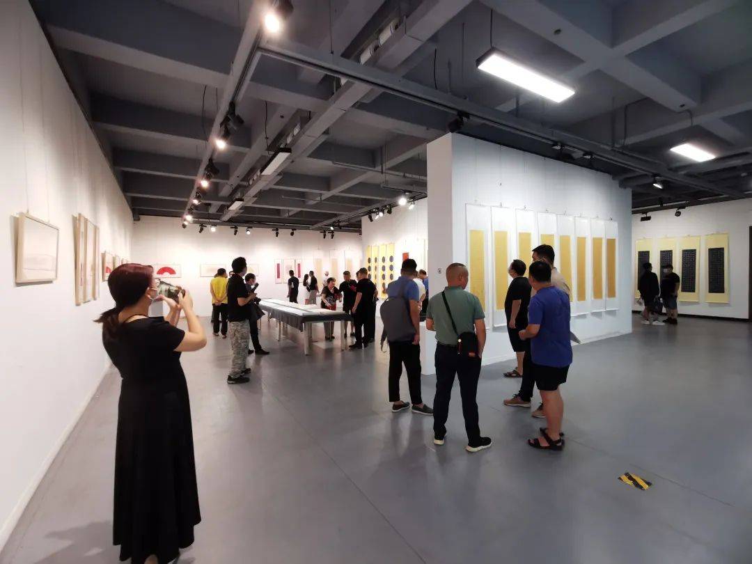 ���ٳز�׺�����Ͳ��Ρ��������鷨��Ʒչ����֣�����������ݿ�Ļ