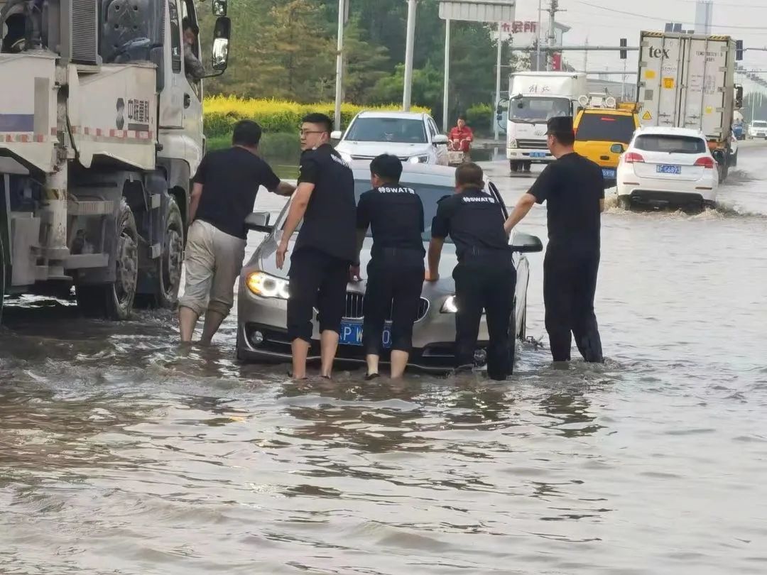 ��ϲӭ��ʮ�� �ҳϱ�ƽ���������µ�ŨŨ������