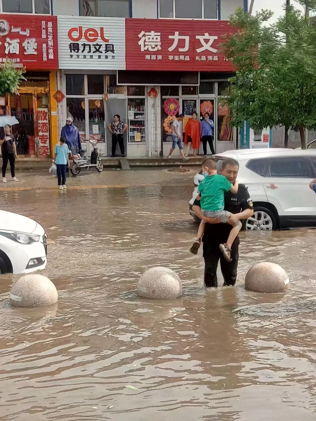 ��ϲӭ��ʮ�� �ҳϱ�ƽ���������µ�ŨŨ������