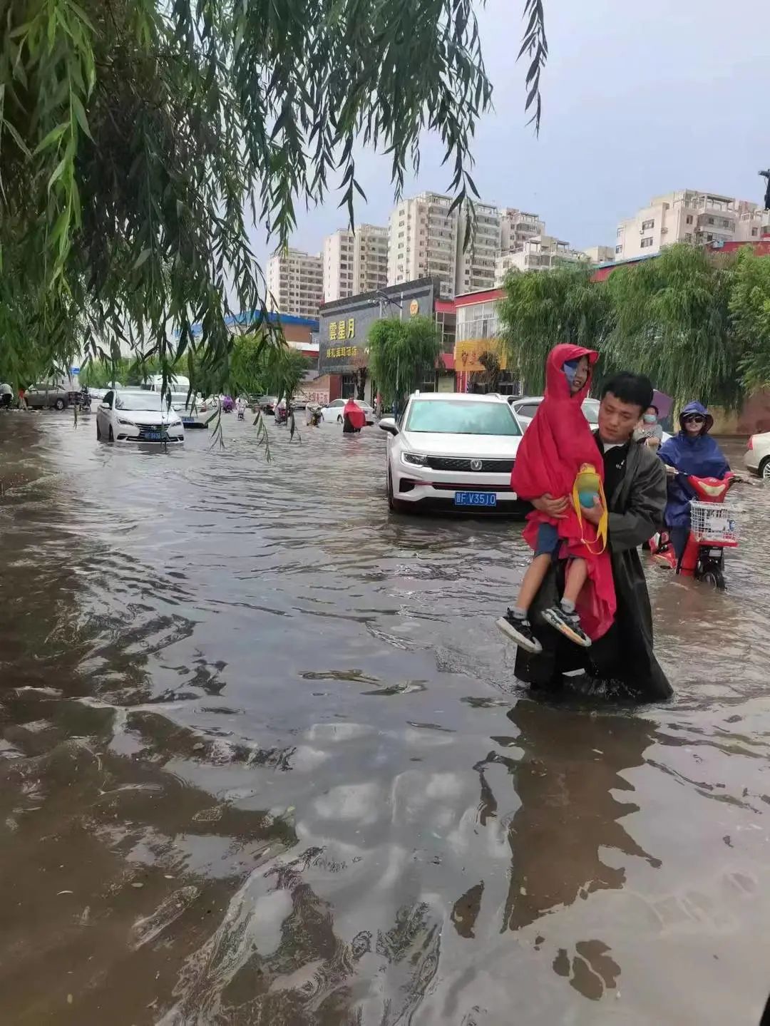 ��ϲӭ��ʮ�� �ҳϱ�ƽ���������µ�ŨŨ������