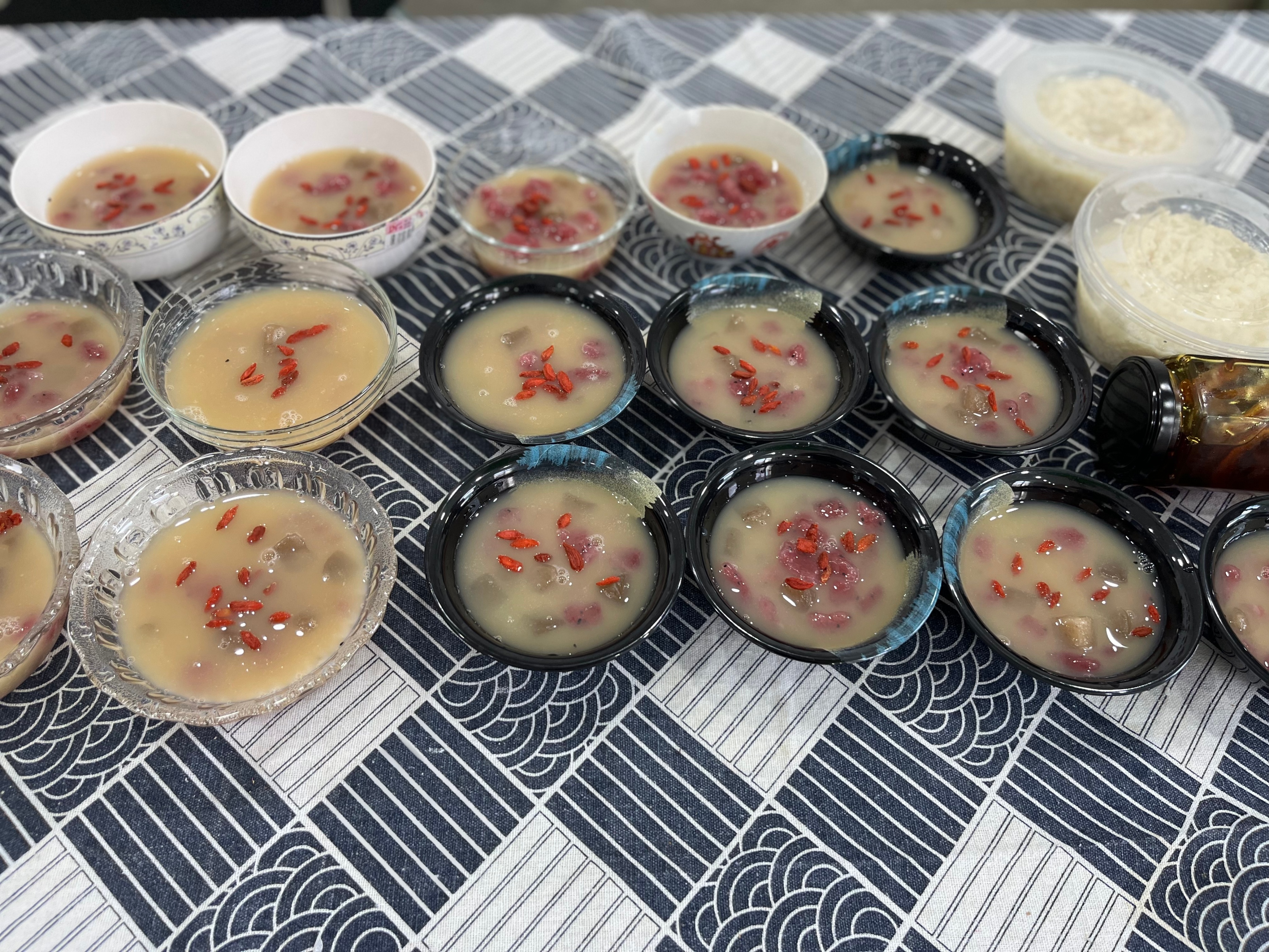 ���ذ������� ������·�ˡ�������������ʵ��վ��������ϵ��