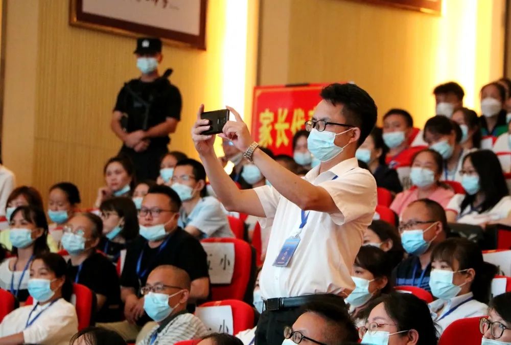 С��������ҡ���ֳ���