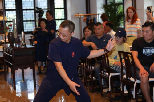 20220908żͨ壨հ壩932