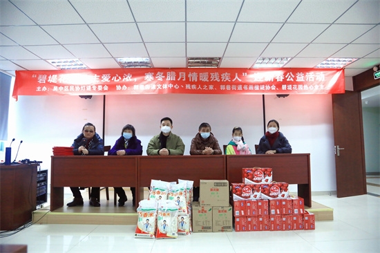 99d225c5d0f1273f2b3ec82a732123b