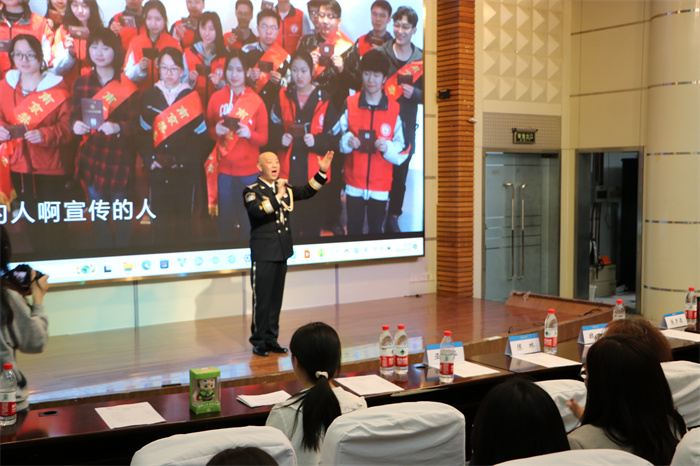 ��������֮��_����Ѥ���ഺ������֪ʶ���⽲���߽��Ӻ���ѧ ͼ6