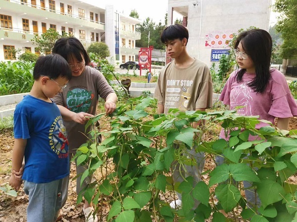 76463b4f8fa9fbf7656fb03aa562a1c