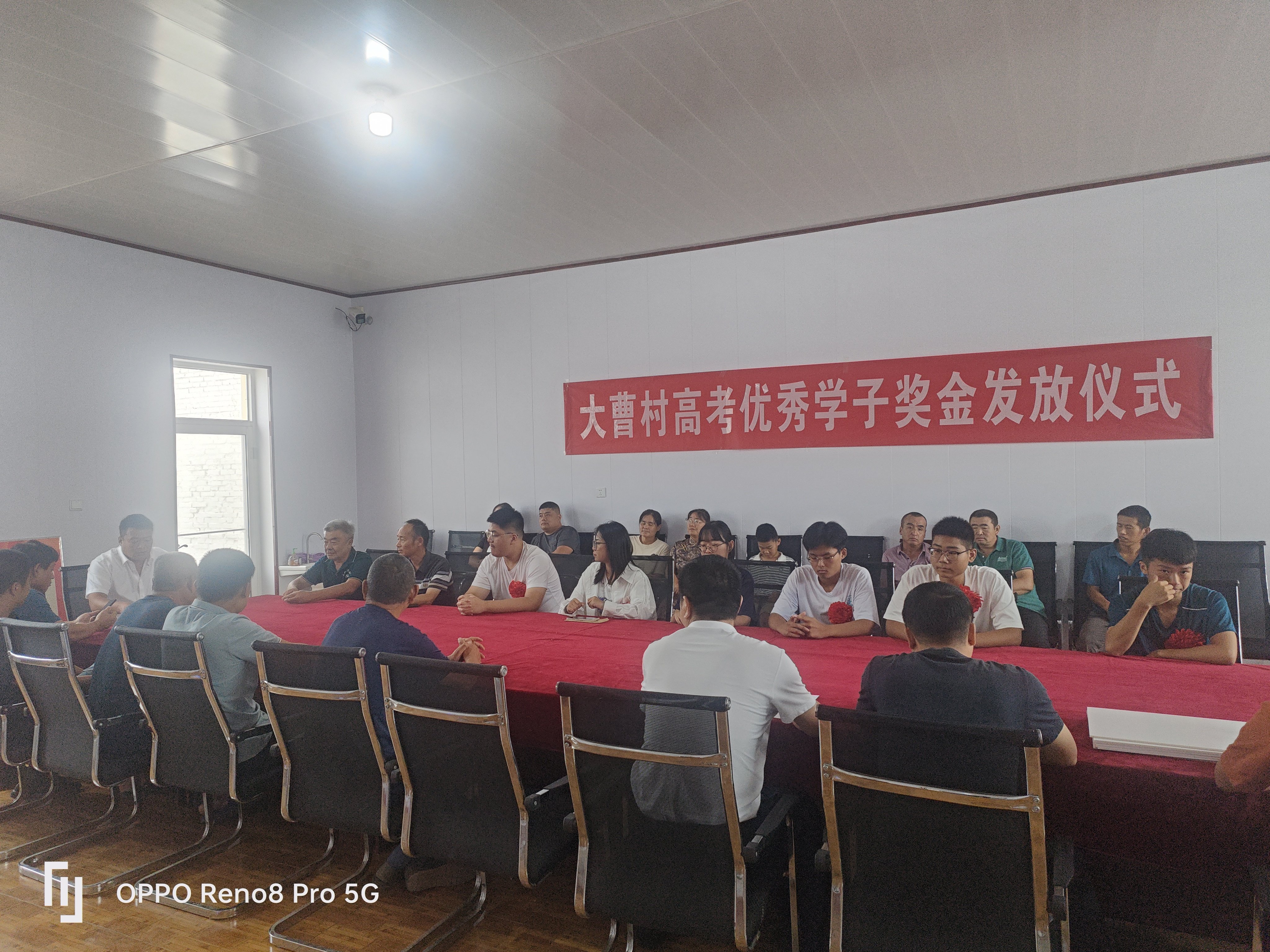 �ӱ������أ��������ܴ嵳֧������ί�ᡰ�ð��ĵ�ȼϣ��