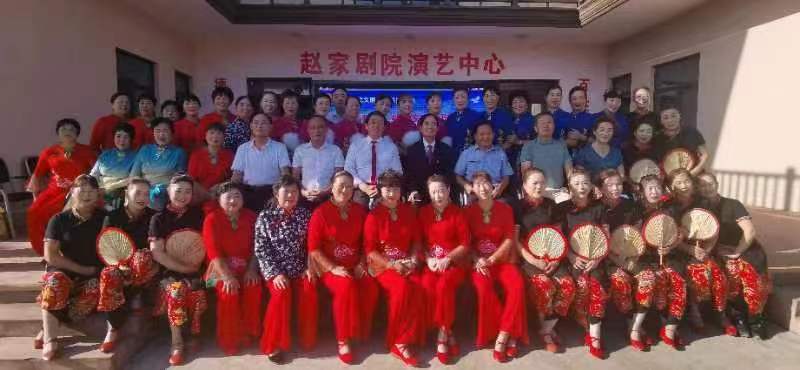 3a2590439f51b44272bb45461578cb8