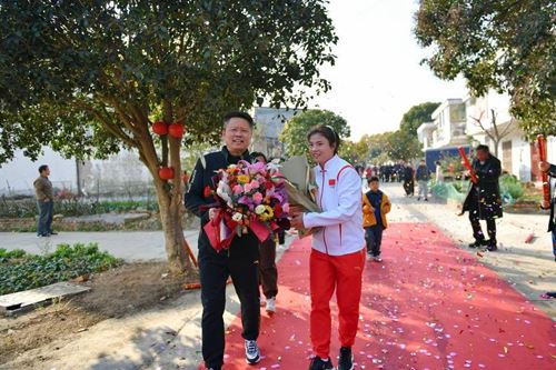 10434298005147680_5.jpg 10434298005147680_5.jpg